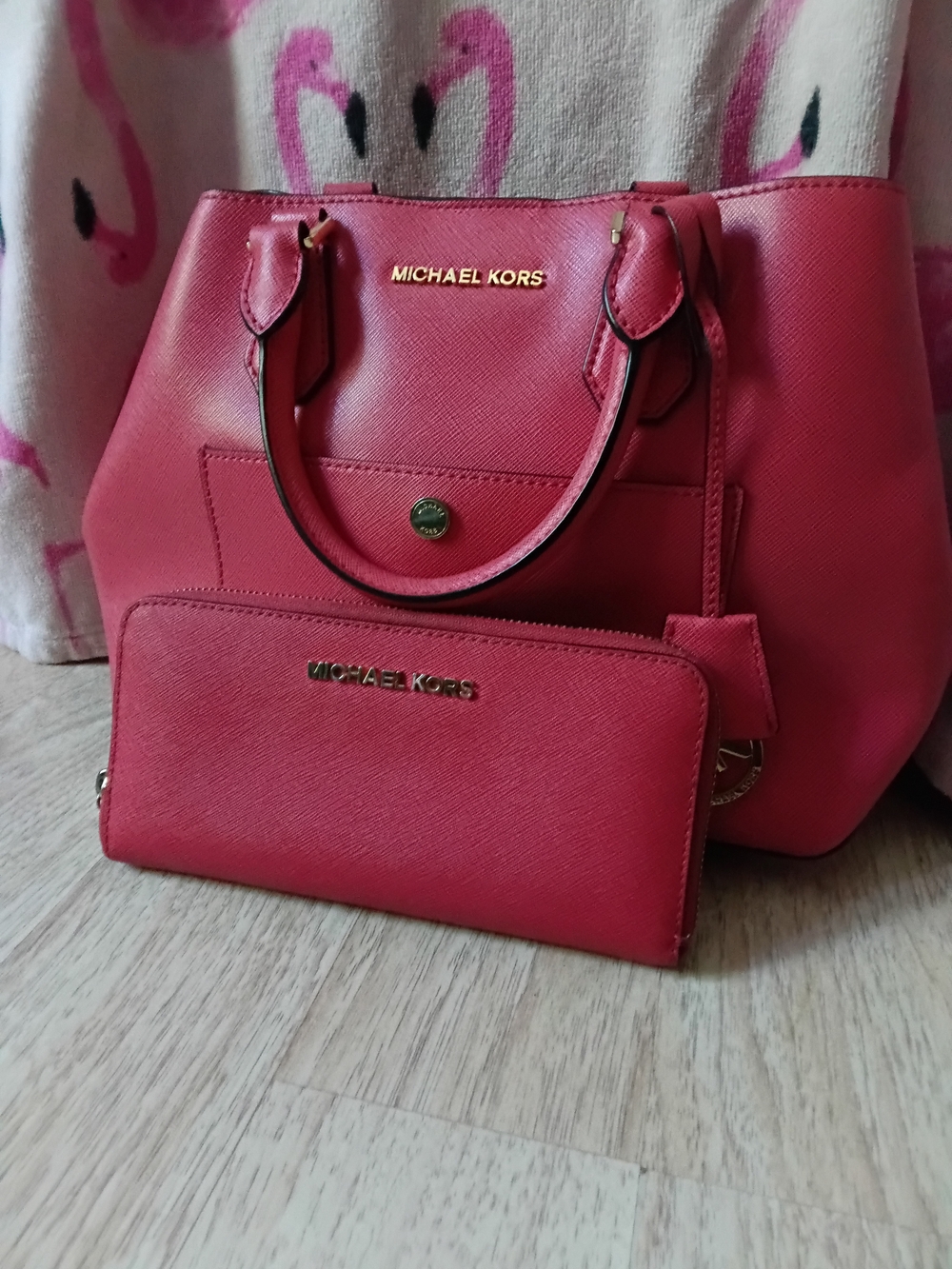 Michael Kors Coral Pink Tote with Matching Wallet